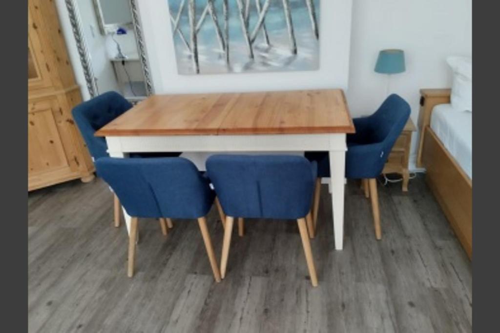 1 Zimmer-Apartment 21 Saseler Markt Erdgeschoss Amburgo Esterno foto